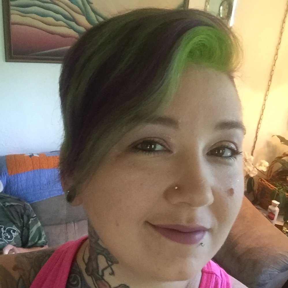 Meet your Posher, Samantha
